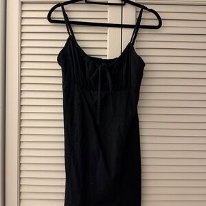 Black Sleeveless Dress